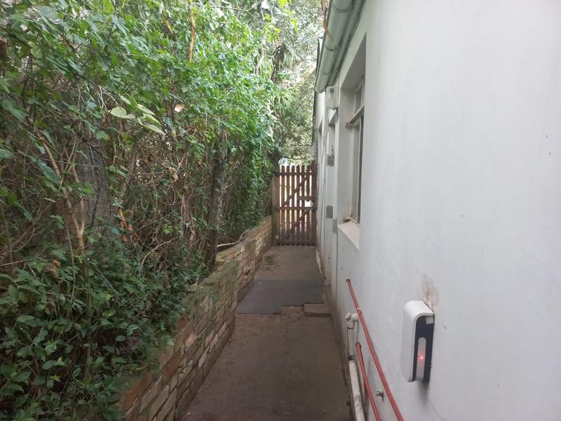 To Let 4 Bedroom Property for Rent in Oatlands Eastern Cape